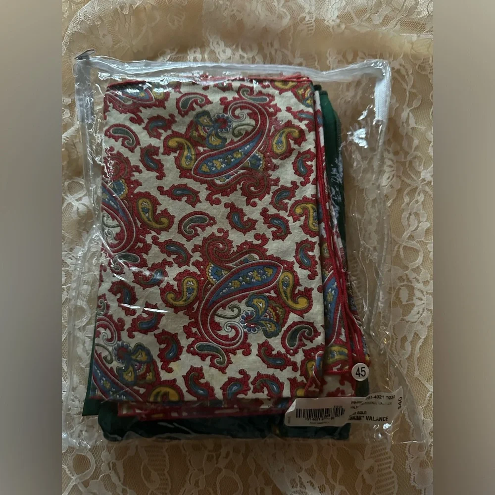 Paisley and Solid Green Napkins - 6 green and 5 paisley
